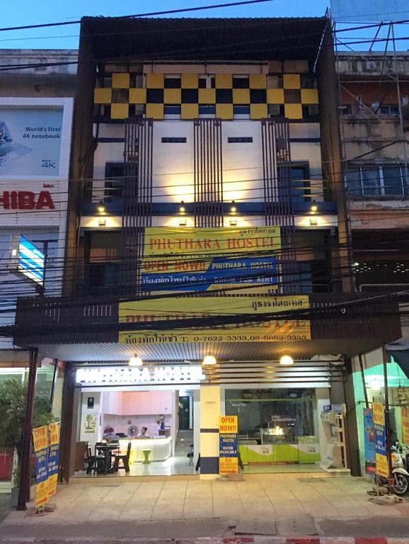 Phuthara Hostel Phuket Extérieur photo